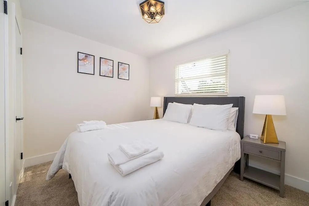 Apartment Sojourn'S Harborage Seal Suite Pet Friendly North Camellia Acres United States